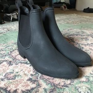 Matte Finish Chelsea Style Black Rain Boots